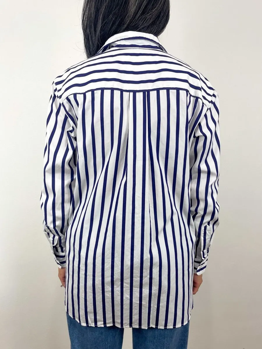 Joedy Boyfriend Button-Up Shirt in Wide Navy Stripe