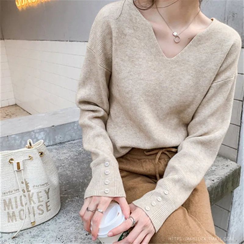 Loose Knit V-Neck Sweater for Women in Casual Style