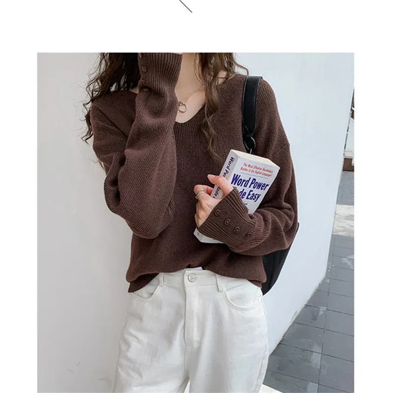 Loose Knit V-Neck Sweater for Women in Casual Style