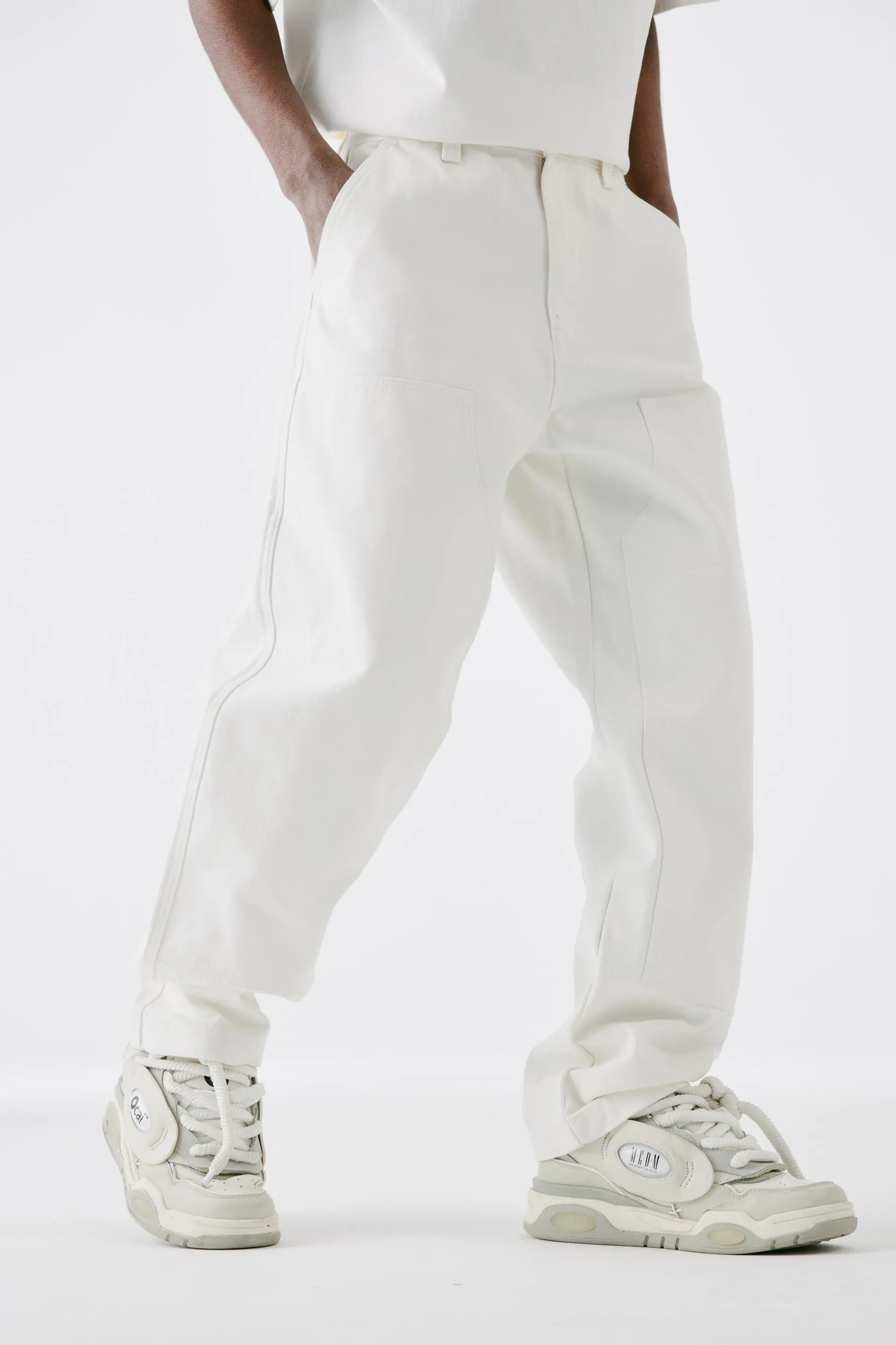 MEDM LOOSE STRAIGHT LEG PANTS