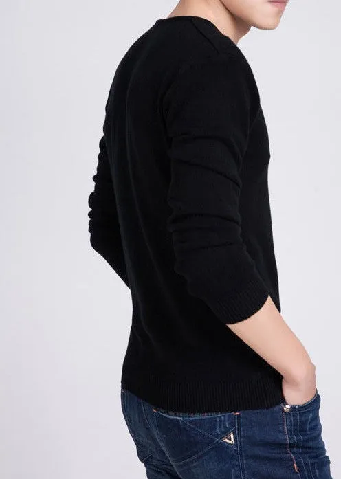 Men's Solid Color Wool & Cashmere V-Neck Pullover