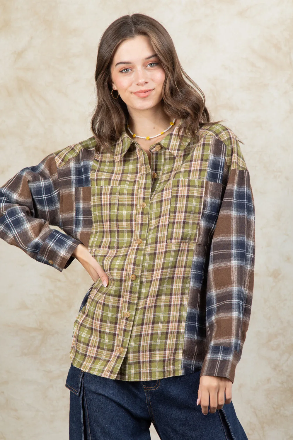 Plaid Collared Neck Button Up Long Sleeve Shirt